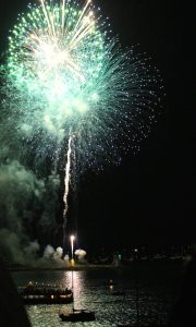 plymouth Fireworks festival　イギリス　花火大会